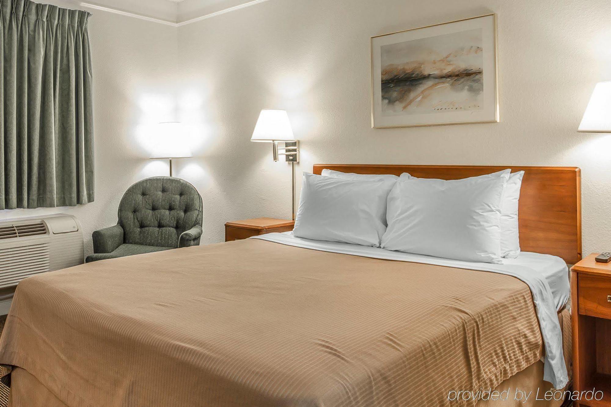 Quality Inn ストックトン エクステリア 写真